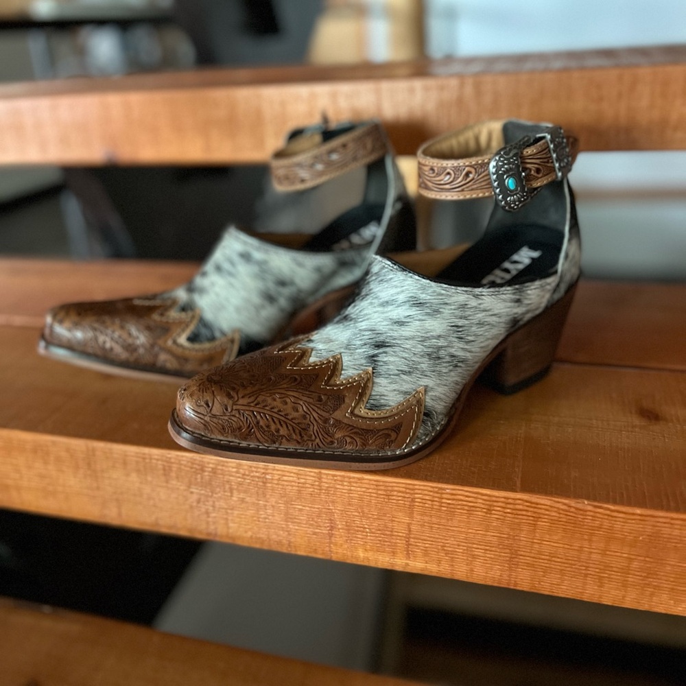 Myra Bag Brown and White Western Ankle Booties - Picture 5 of 7